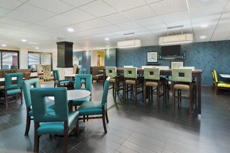 Holiday Inn Express Hotel & Suites Bentonville, An Ihg