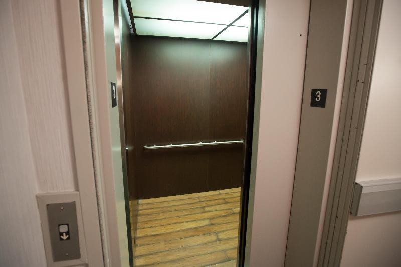 Holiday Inn Express Hotel & Suites Madison, An Ihg