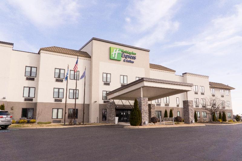Holiday Inn Express Hotel & Suites Madison, An Ihg