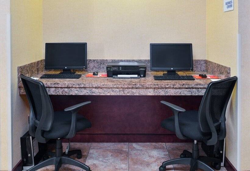 Holiday Inn Express Hotel & Suites Portland   Jantzen Beach, An Ihg