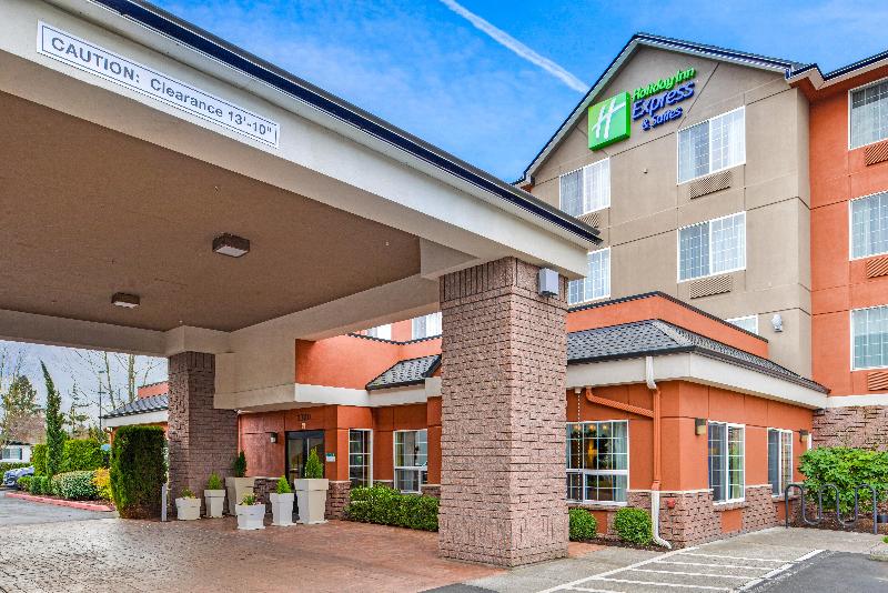 Holiday Inn Express Hotel & Suites Portland   Jantzen Beach, An Ihg
