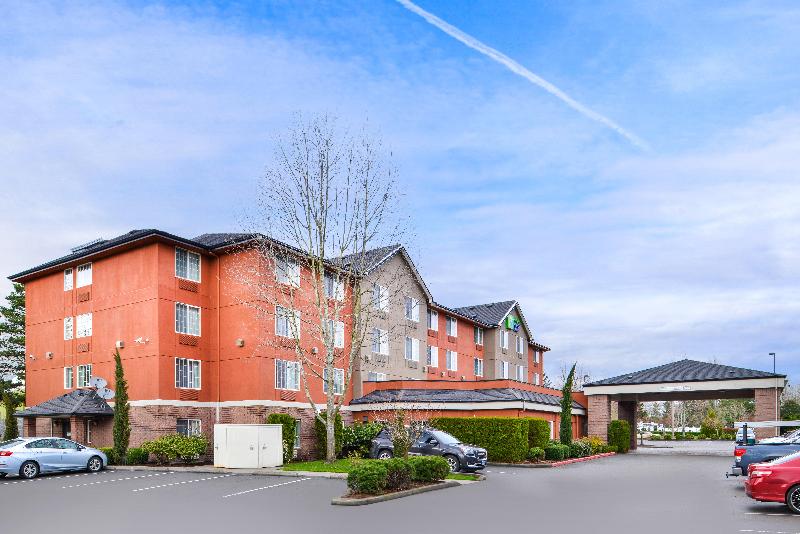 Holiday Inn Express Hotel & Suites Portland   Jantzen Beach, An Ihg
