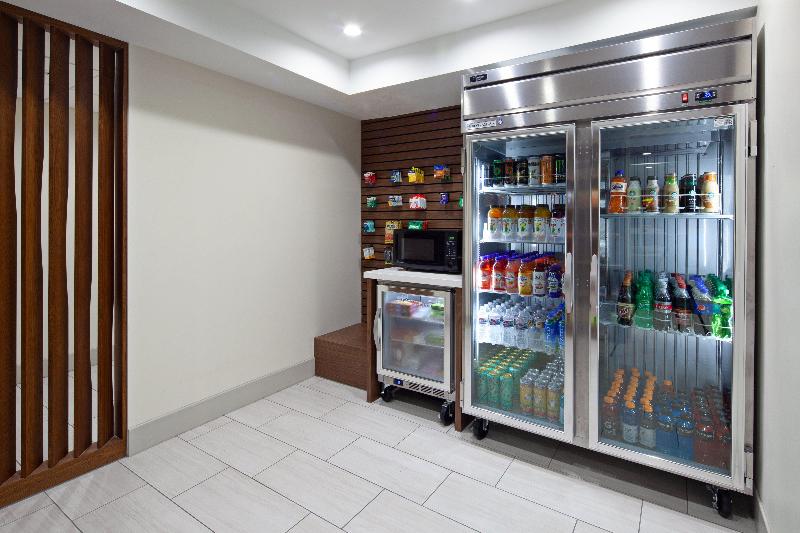 Holiday Inn Express Hotel & Suites San Diego Escondido, An Ihg