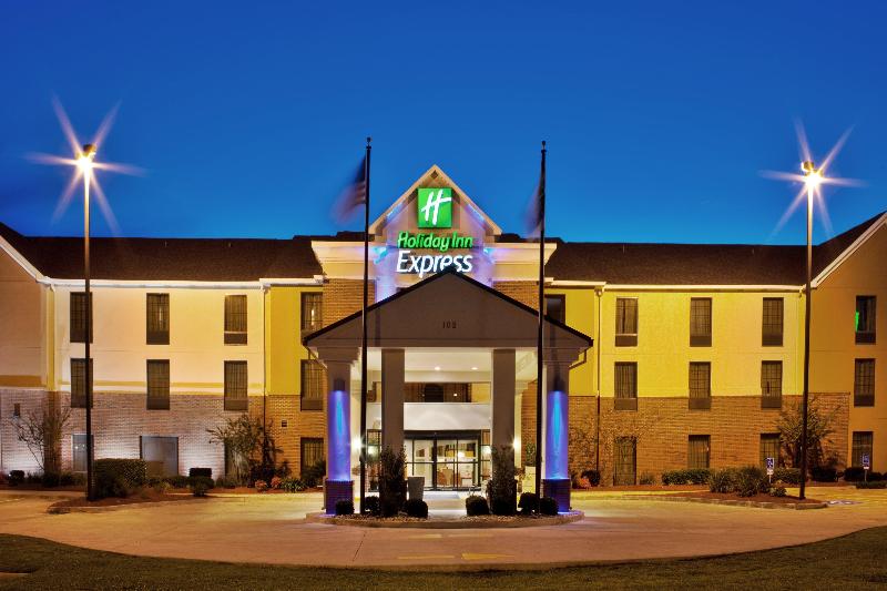בית מלון כפרי Holiday Inn Express & Suites Sulphur   Lake Charles, An Ihg