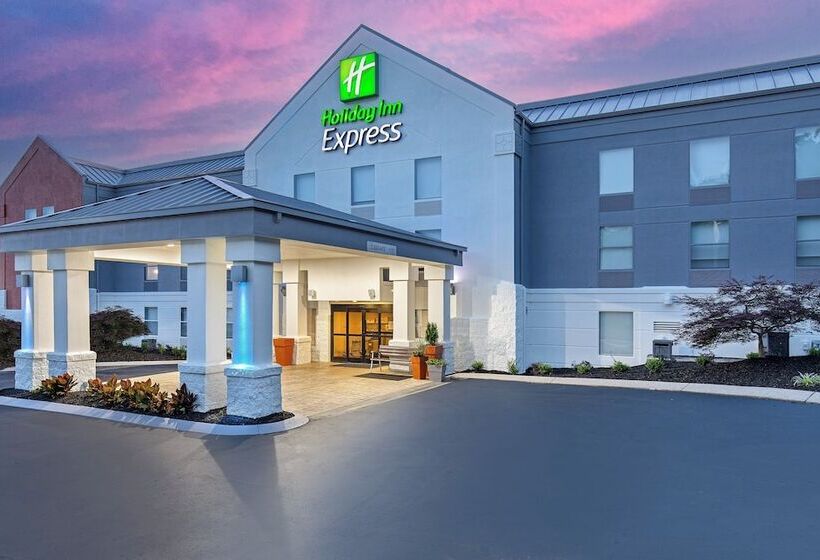 هتل Holiday Inn Express And Suites Kimball By Ihg