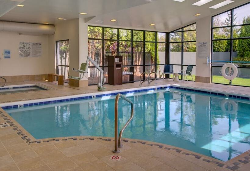 فندق Holiday Inn Express Bellingham, An Ihg