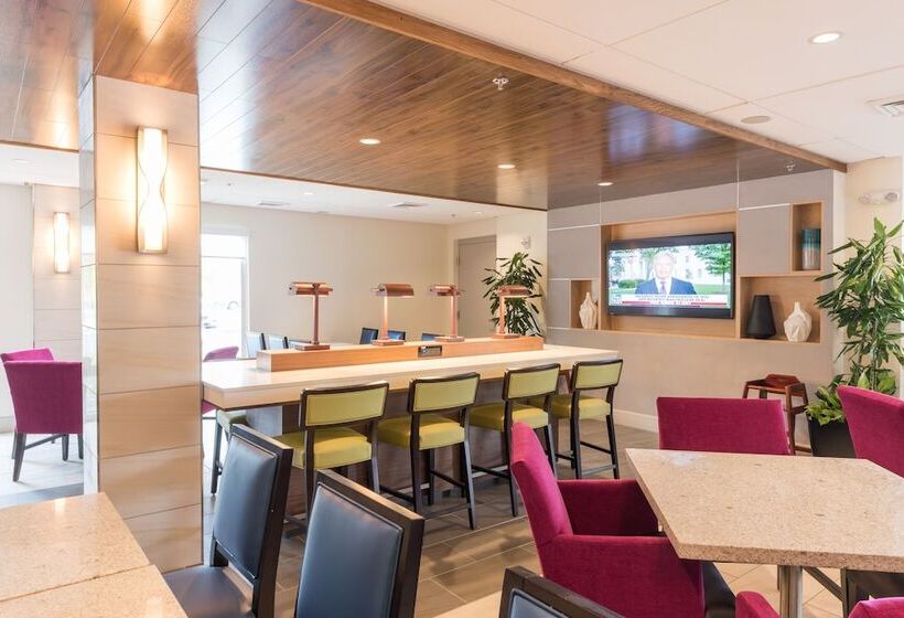 ホテル Holiday Inn Express Charleston Us Highway 17 & I 526, An Ihg