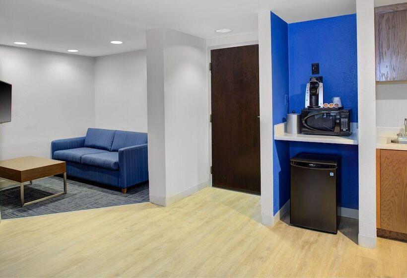 Отель Holiday Inn Express   Chester, An Ihg