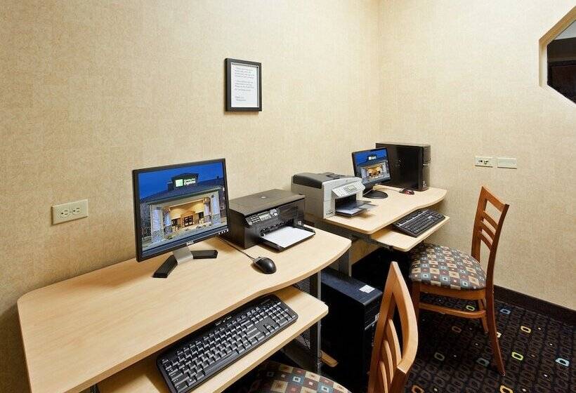 فندق Holiday Inn Express Fallon By Ihg