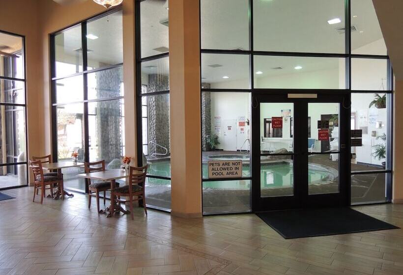 فندق Holiday Inn Express Fallon By Ihg