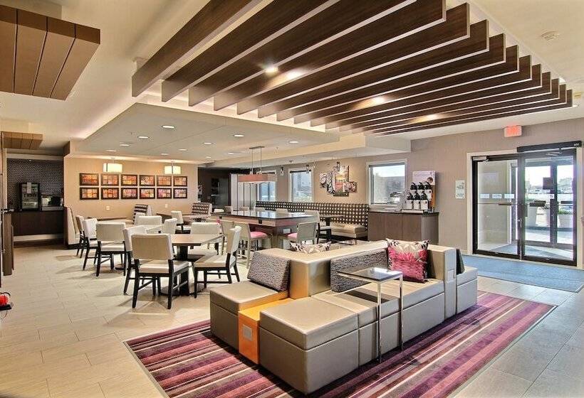 ホテル Holiday Inn Express Fargo   West Acres, An Ihg