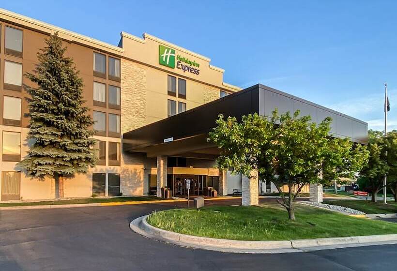 Отель Holiday Inn Express Flint Campus Area, An Ihg
