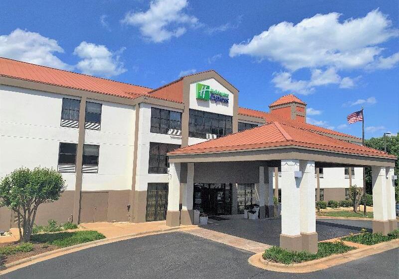فندق Holiday Inn Express Hillsborough Durham Area, An Ihg