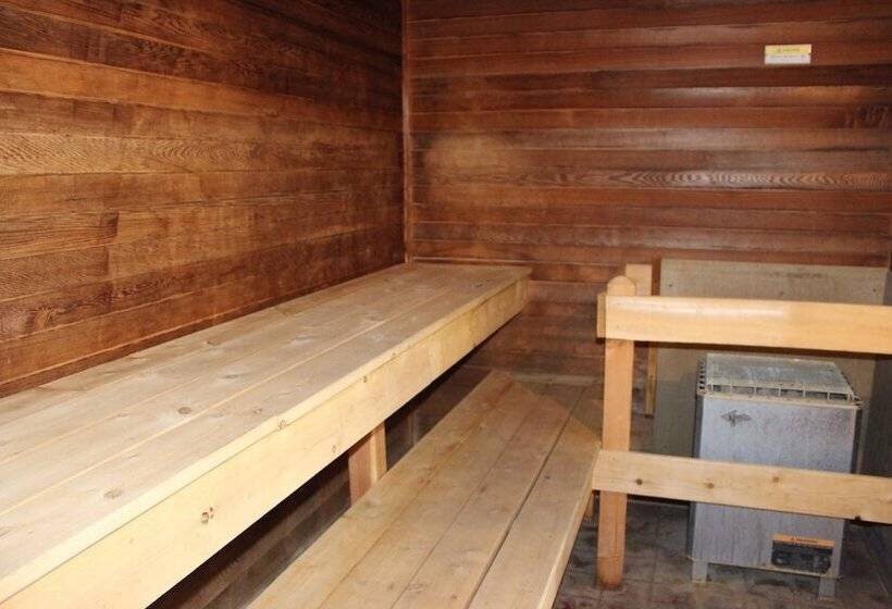 Отель Holiday Inn Express Houghton Keweenaw, An Ihg