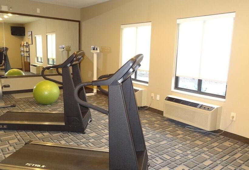 Holiday Inn Express Hotel Kansas City   Bonner Springs, An Ihg