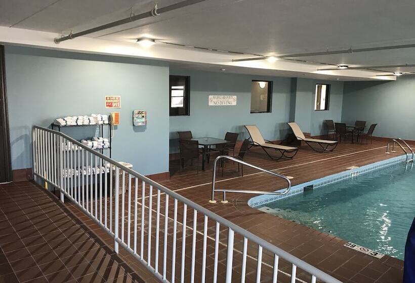 בית מלון כפרי Holiday Inn Express London I 70, An Ihg