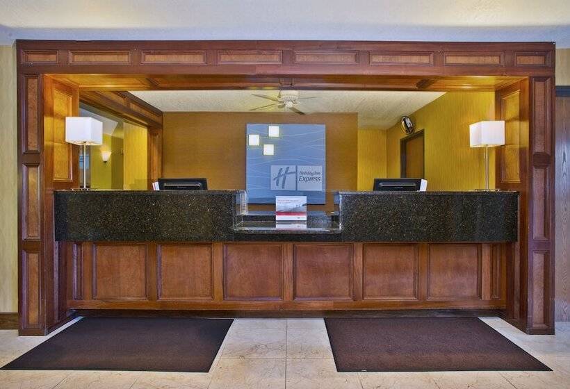 호텔 Holiday Inn Express Mackinaw City, An Ihg