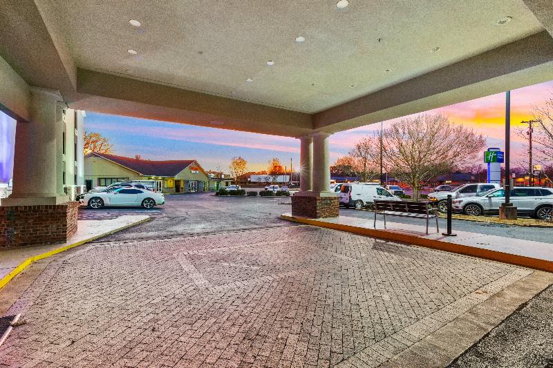 فندق Holiday Inn Express New Albany, An Ihg