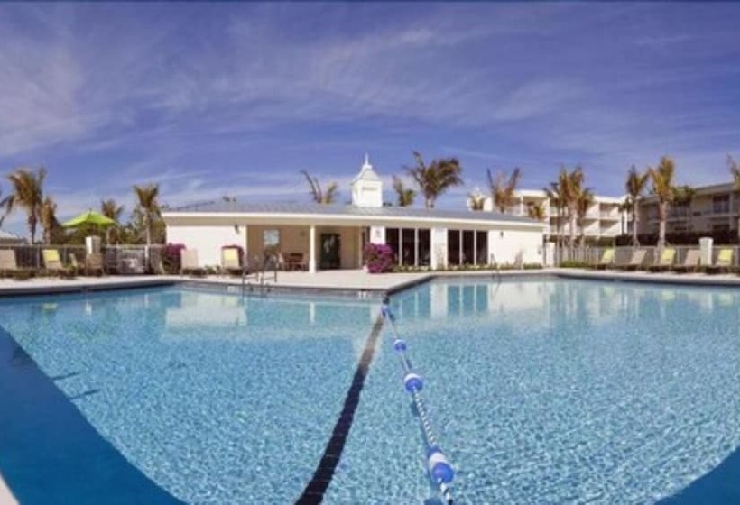 Отель Holiday Inn Express  North Palm Beach And Ihg