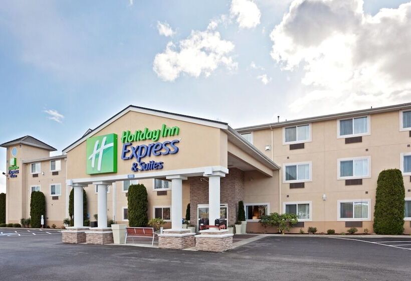 Holiday Inn Express Hotels & Suites Burlington, An Ihg