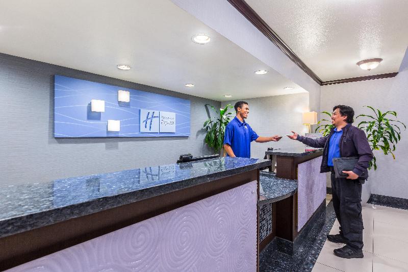 هتل Holiday Inn Express San Diego   Sea World Area, An Ihg