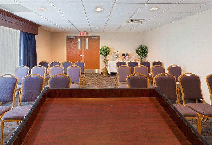 فندق Holiday Inn Express Seaford Route 13