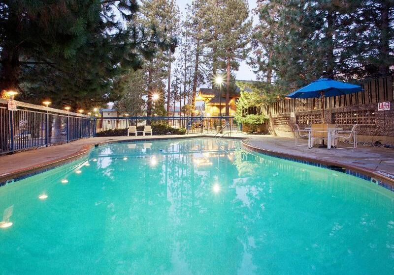 酒店 Holiday Inn Express South Lake Tahoe, An Ihg