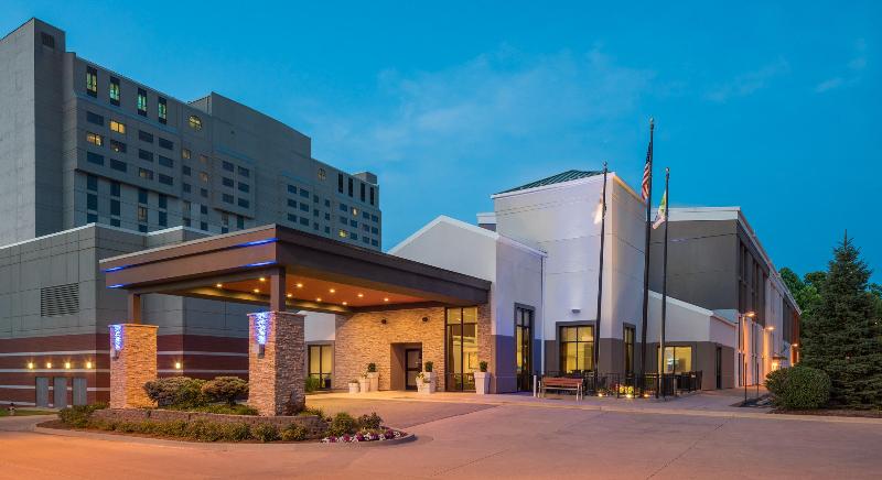 호텔 Holiday Inn Express & Suites Springfield, An Ihg