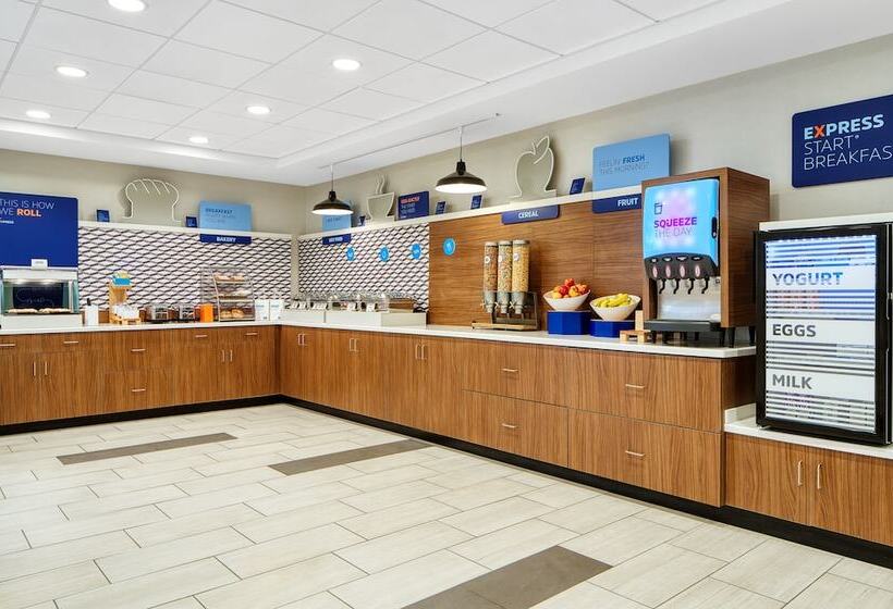 فندق Holiday Inn Express Statesboro, An Ihg