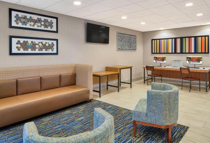 فندق Holiday Inn Express Statesboro, An Ihg