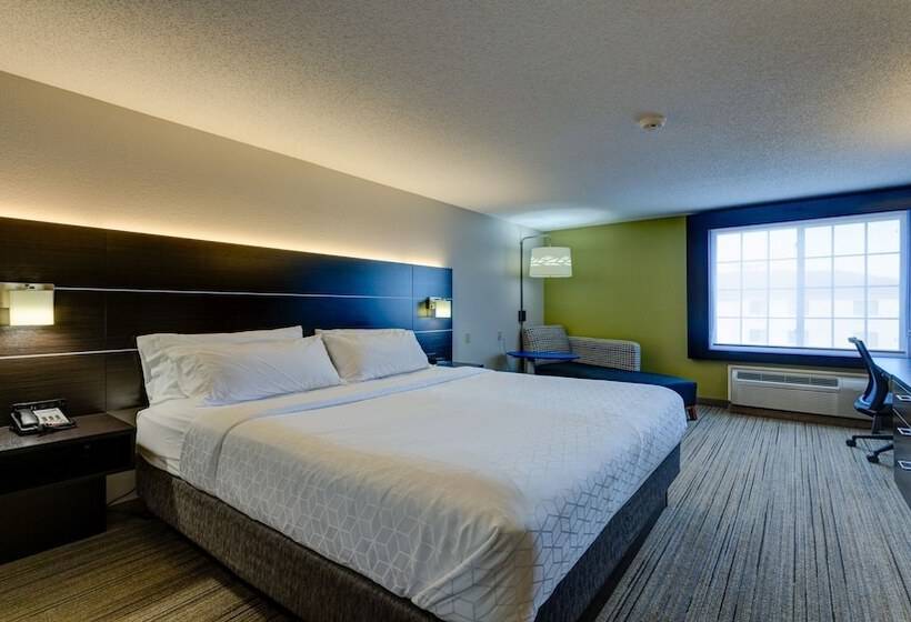 Отель Holiday Inn Express & Suites Ashtabula Geneva, An Ihg
