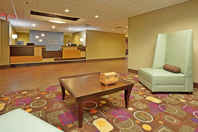 בית מלון כפרי Holiday Inn Express Troutville Roanoke North, An Ihg