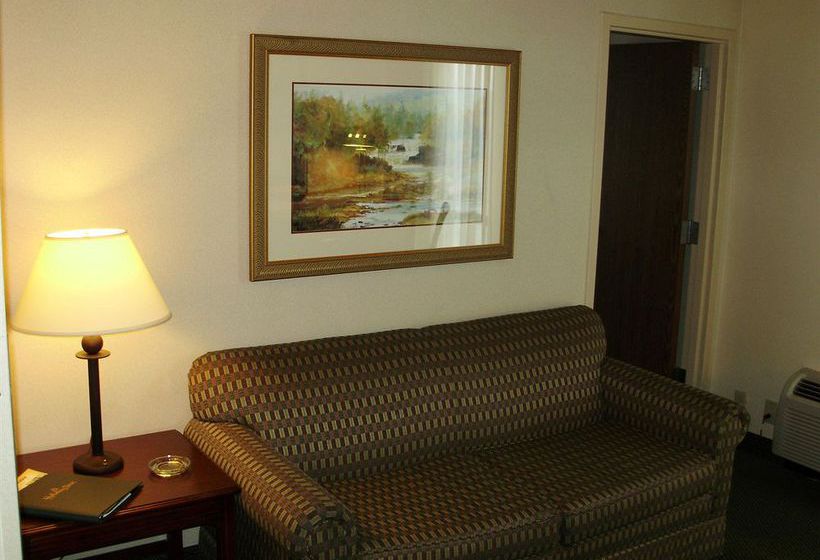 DoubleTree by Hilton Hotel Joplin