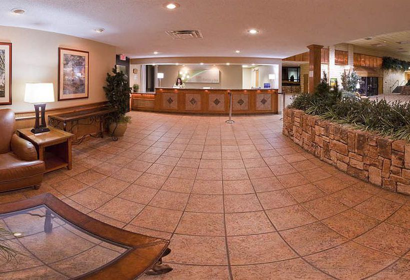 DoubleTree by Hilton Hotel Joplin