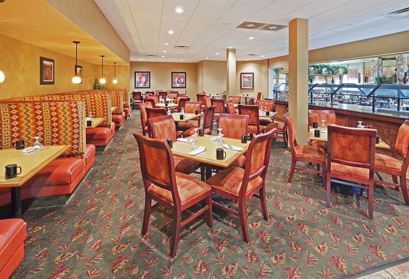 DoubleTree by Hilton Hotel Joplin