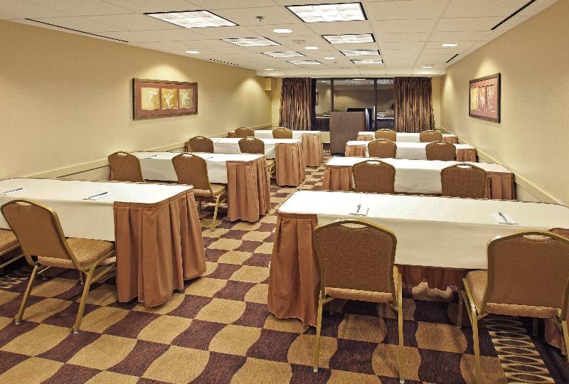 Отель Holiday Inn Little Rock Airport Conference Center, An Ihg