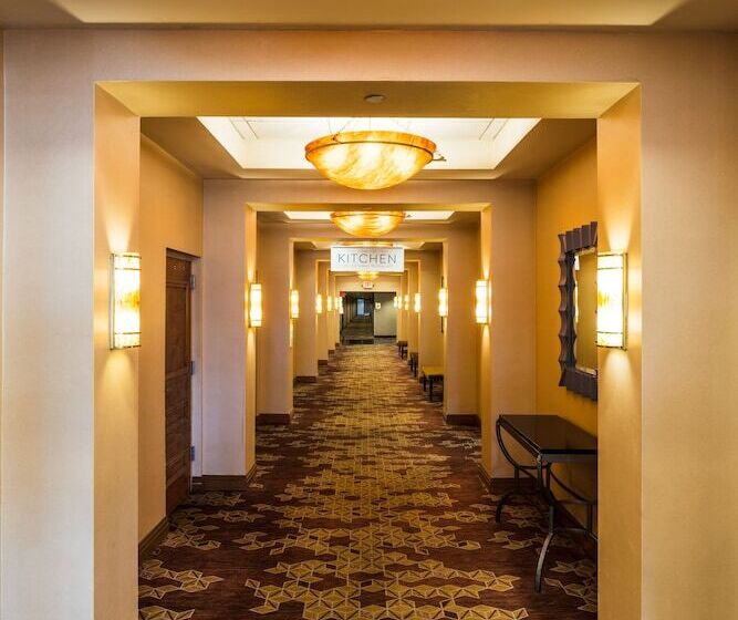 هتل Holiday Inn South Plainfield Piscataway, An Ihg