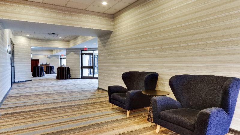 فندق Holiday Inn Staunton Conference Center, An Ihg