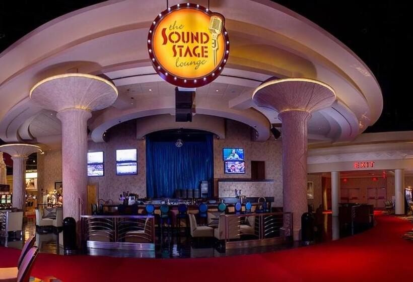 בית מלון כפרי Hollywood Casino Bangor