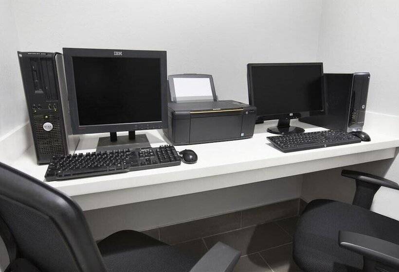 فندق Kinder Express Near Coushatta Resort