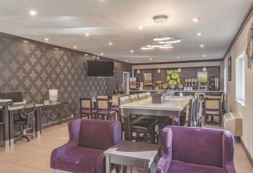 فندق La Quinta Inn By Wyndham Olympia  Lacey