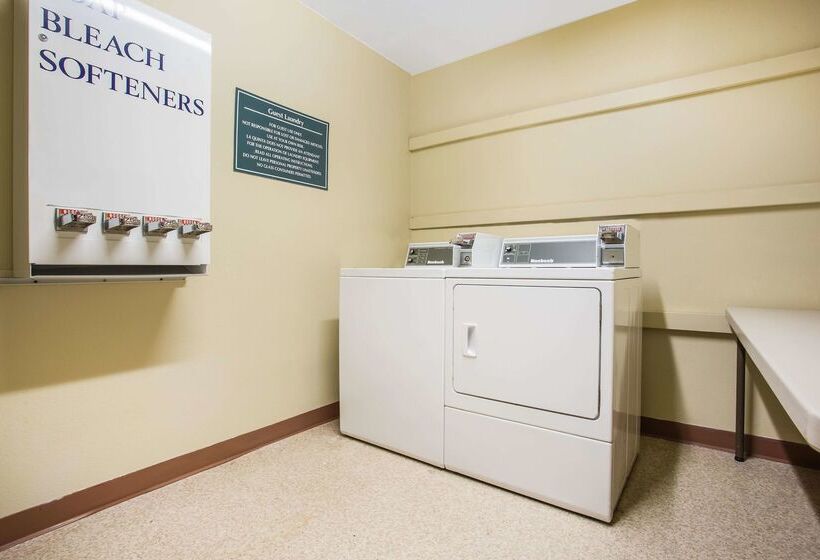 فندق La Quinta Inn By Wyndham Olympia  Lacey