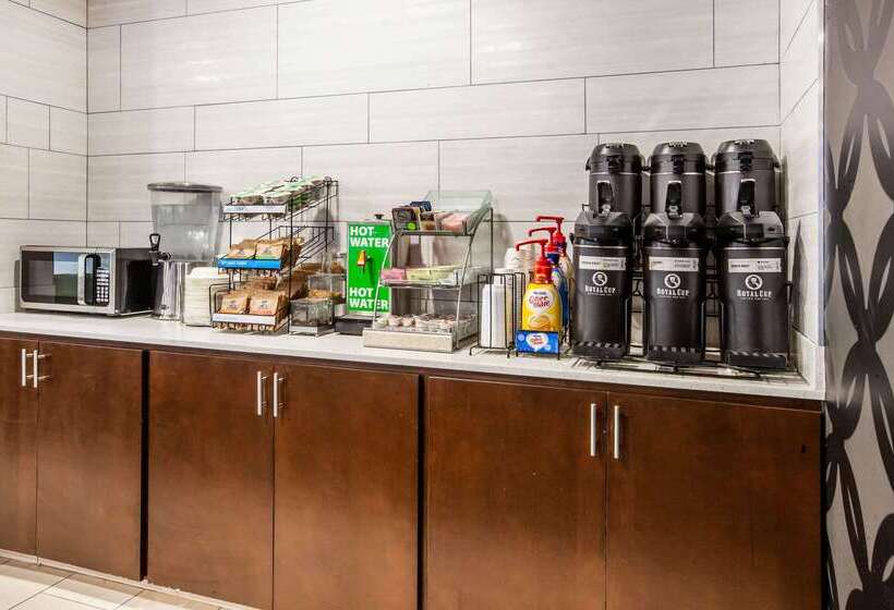 호텔 La Quinta Inn And Suites By Wyndham Elkhart