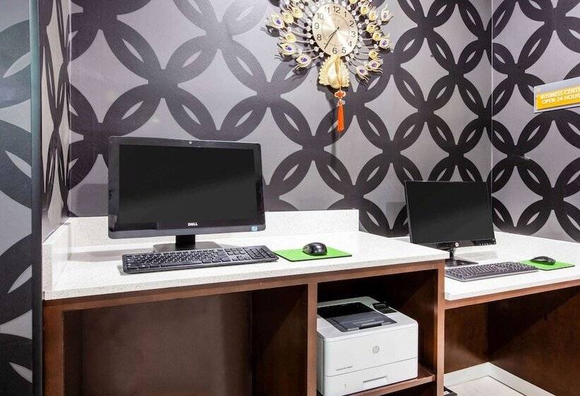 호텔 La Quinta Inn And Suites By Wyndham Elkhart