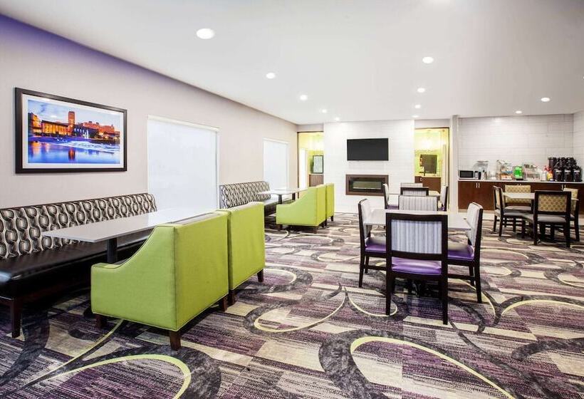 호텔 La Quinta Inn And Suites By Wyndham Elkhart