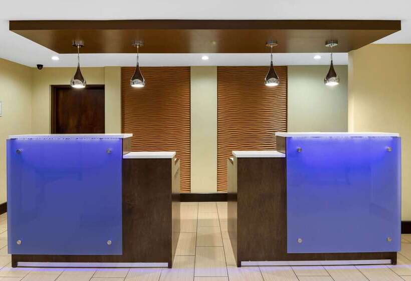 فندق La Quinta By Wyndham Lagrange / I 85