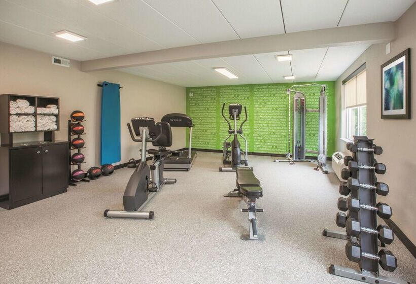 فندق La Quinta By Wyndham Sturbridge