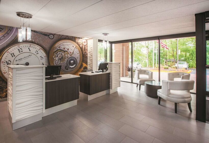 فندق La Quinta By Wyndham Sturbridge