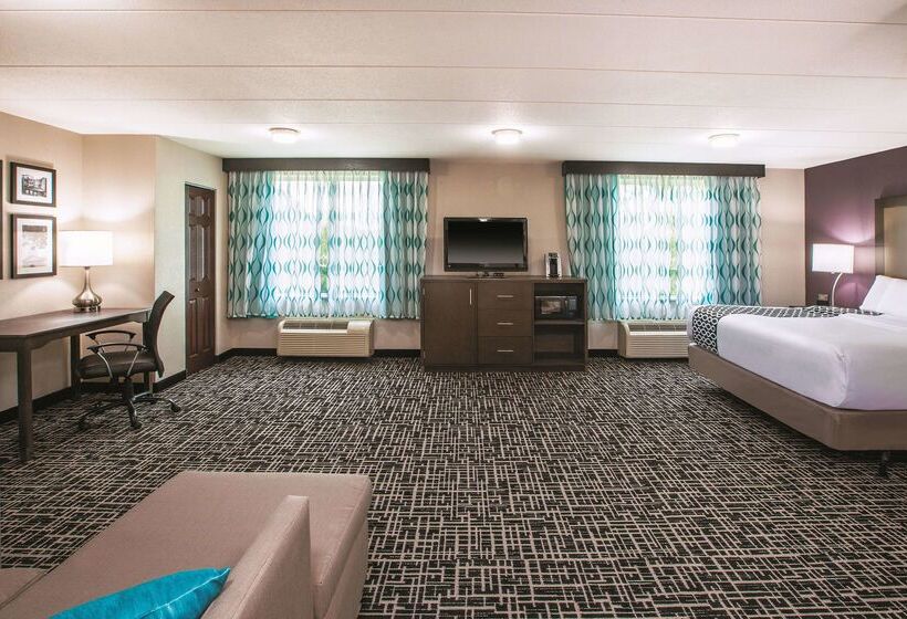 فندق La Quinta By Wyndham Sturbridge