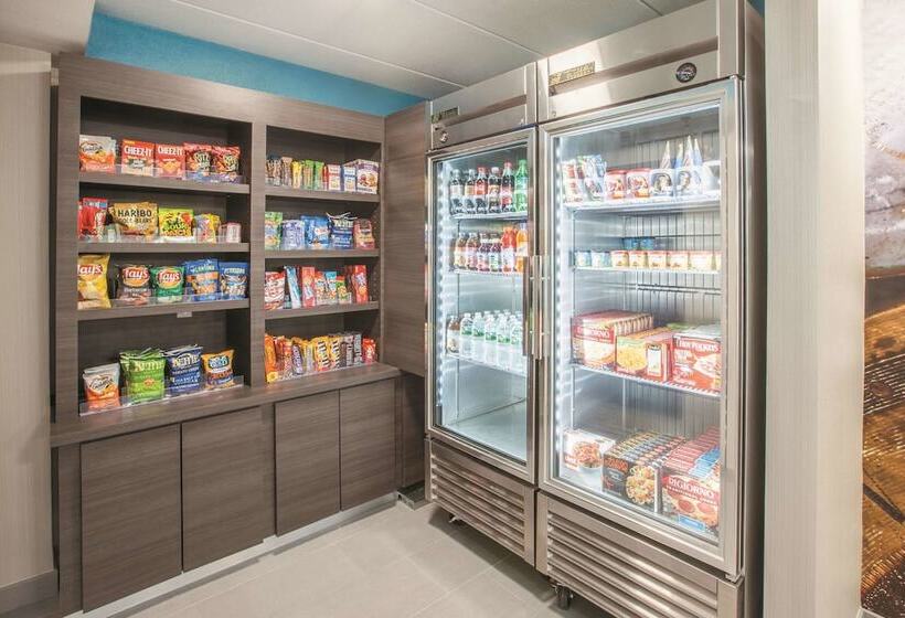 فندق La Quinta By Wyndham Sturbridge